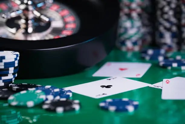 Antarmuka aplikasi belalang togel menampilkan pilihan game slot dan live casino